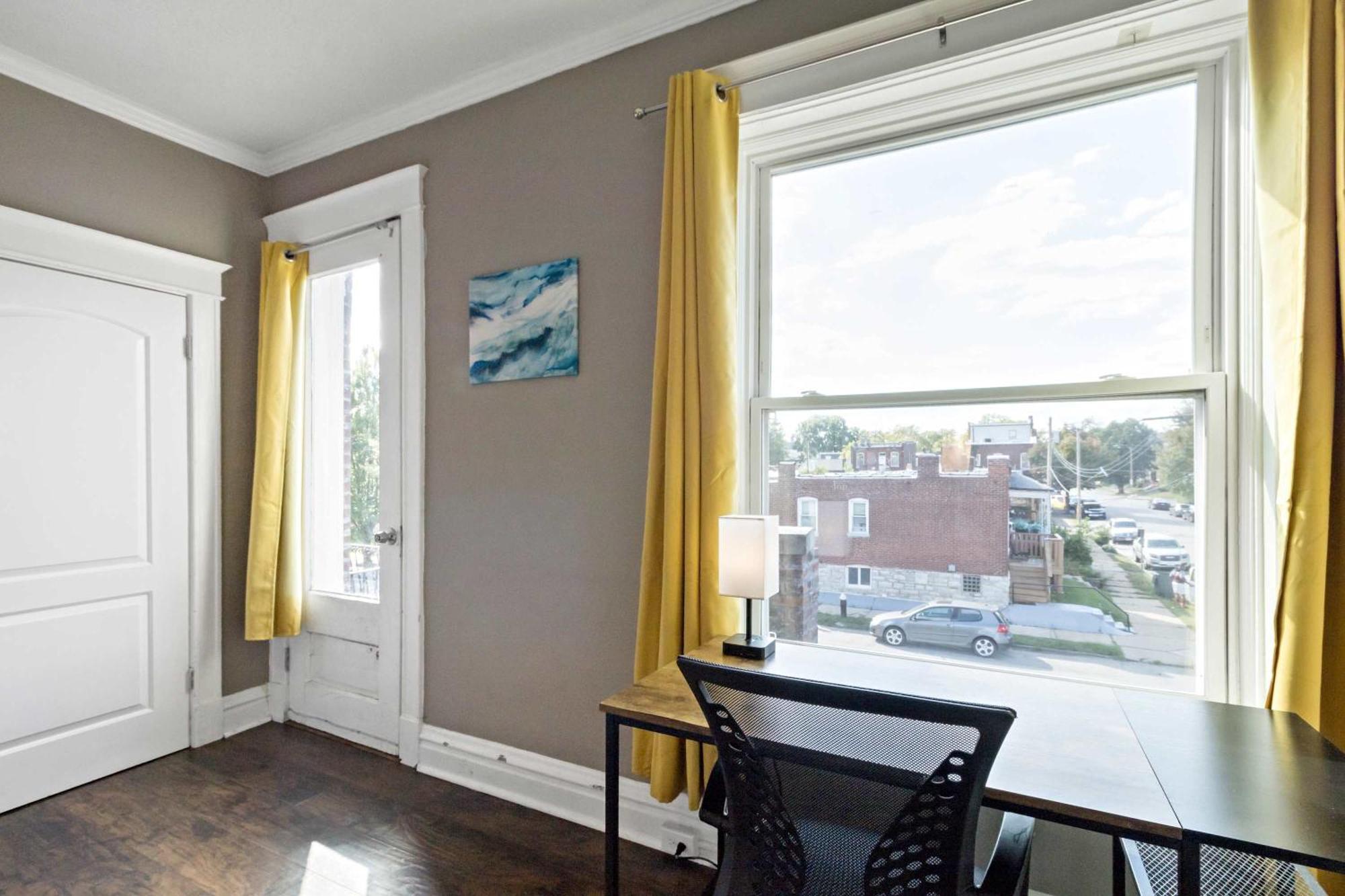 Roomy 2Br-1Ba Wfh Desk & Backyard Saint Louis Exterior foto
