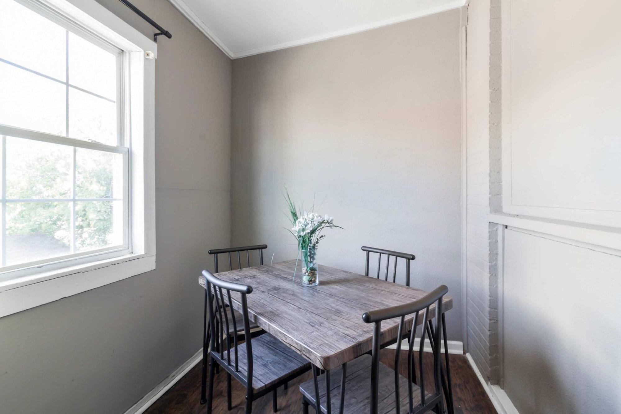 Roomy 2Br-1Ba Wfh Desk & Backyard Saint Louis Exterior foto